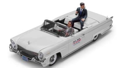 lincoln_continental_kennedy_sunstar_1