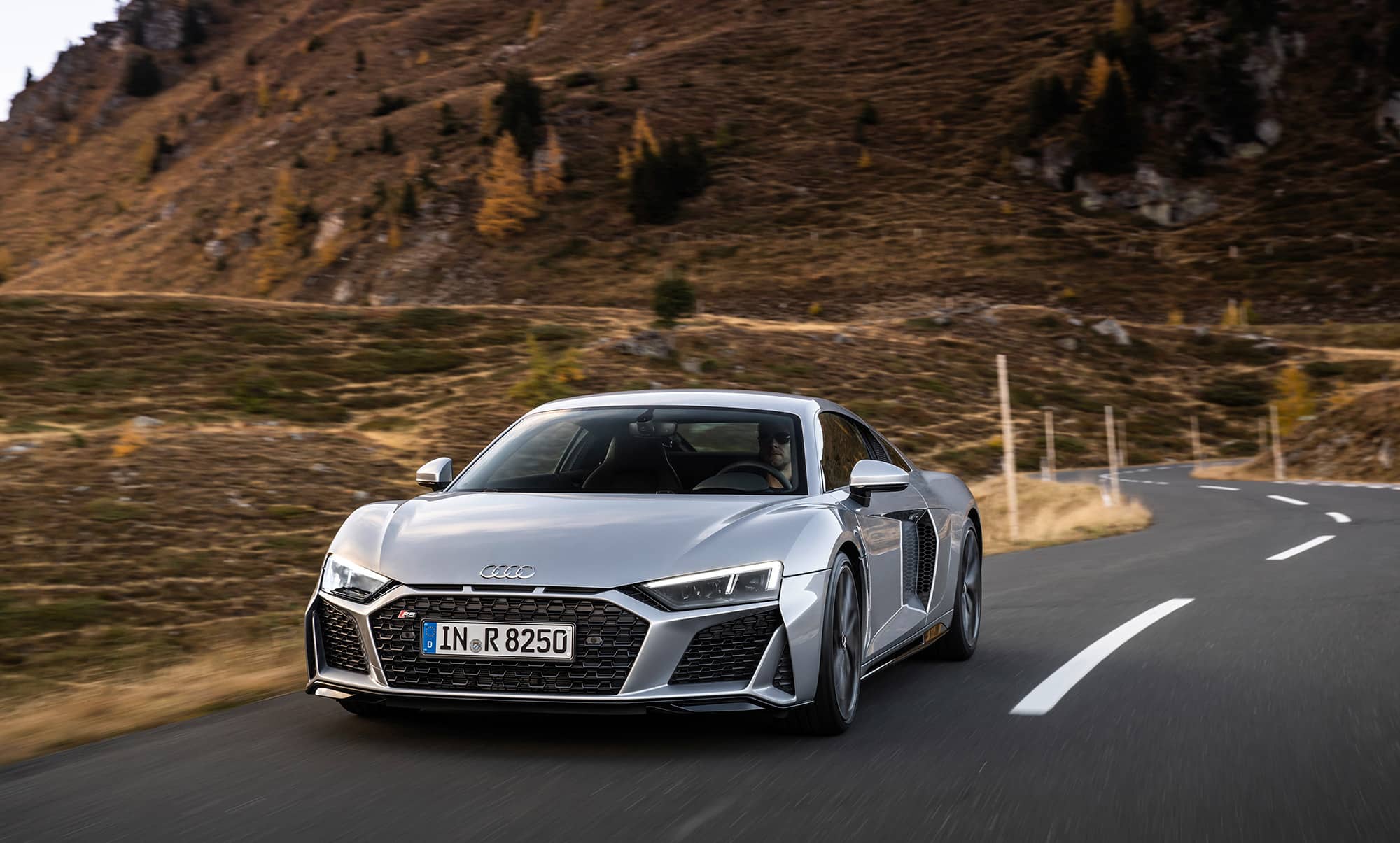 audi-r8-v10-rwd-2