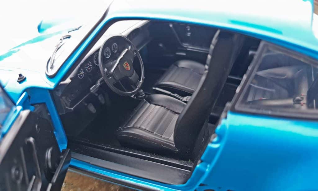 Porsche 911 Carrera 3.0 - Solido