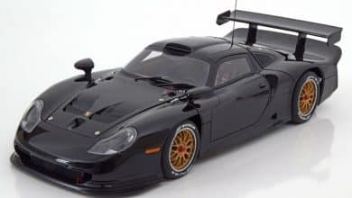 89770 Porsche 911 (996) GT1 AUTOart