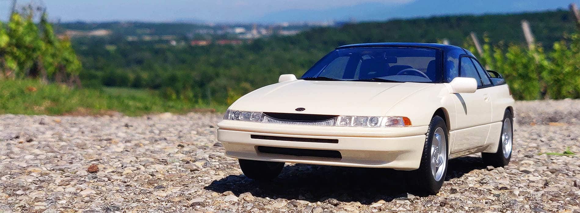 1/18 Subaru Alcyone SVX