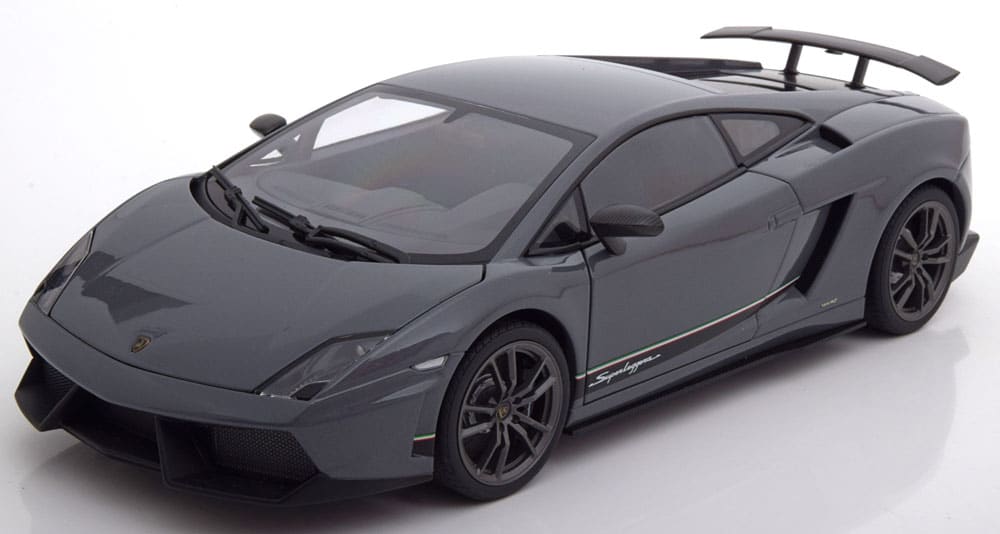AUTOart 74657 Lamborghini Gallardo Superleggera