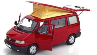 1/18 Volkswagen Transporter T4b Westfalia Schuco