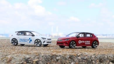 1/64 Opel Corsa Les Petites Mininches