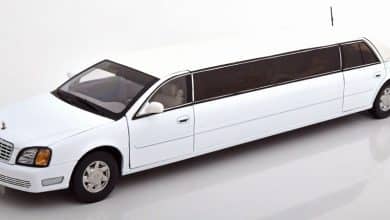 1/18 Cadillac DeVille limousine SunStar