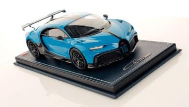 1/18 Bugatti Chiron Pur Sport MR Collection