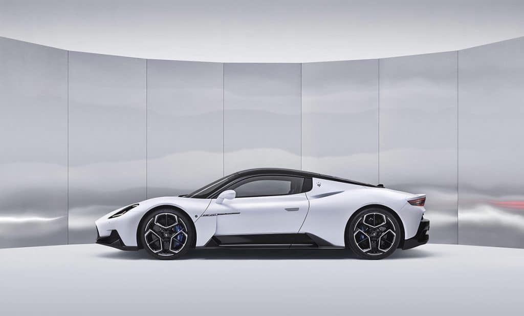 Maserati MC20 profil