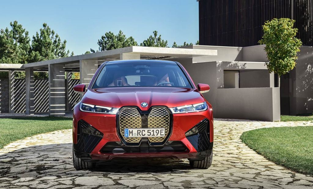 Calandre SUV BMW iX