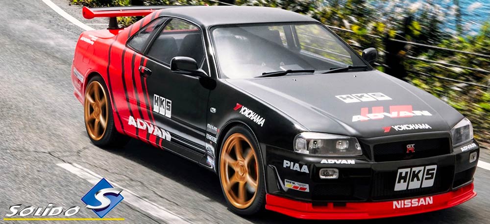 S1804302 Nissan Skyline Solido