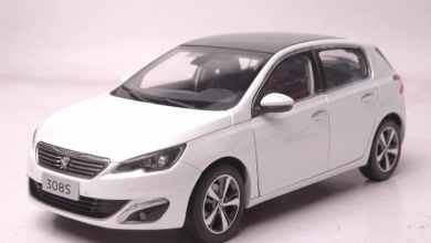 1/18 Peugeot 308 2015 1/18