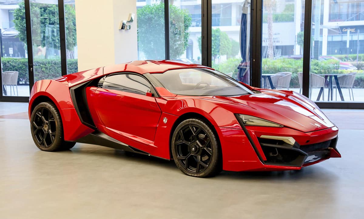 Lykan Hypersport enchères