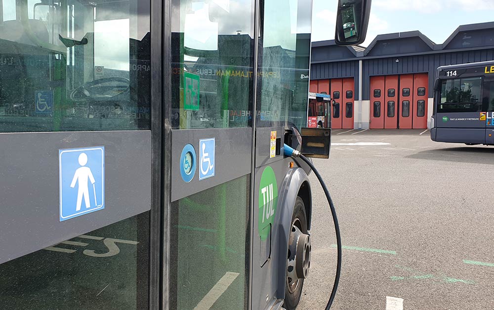 Bolloré Bluebus 209 à Laval