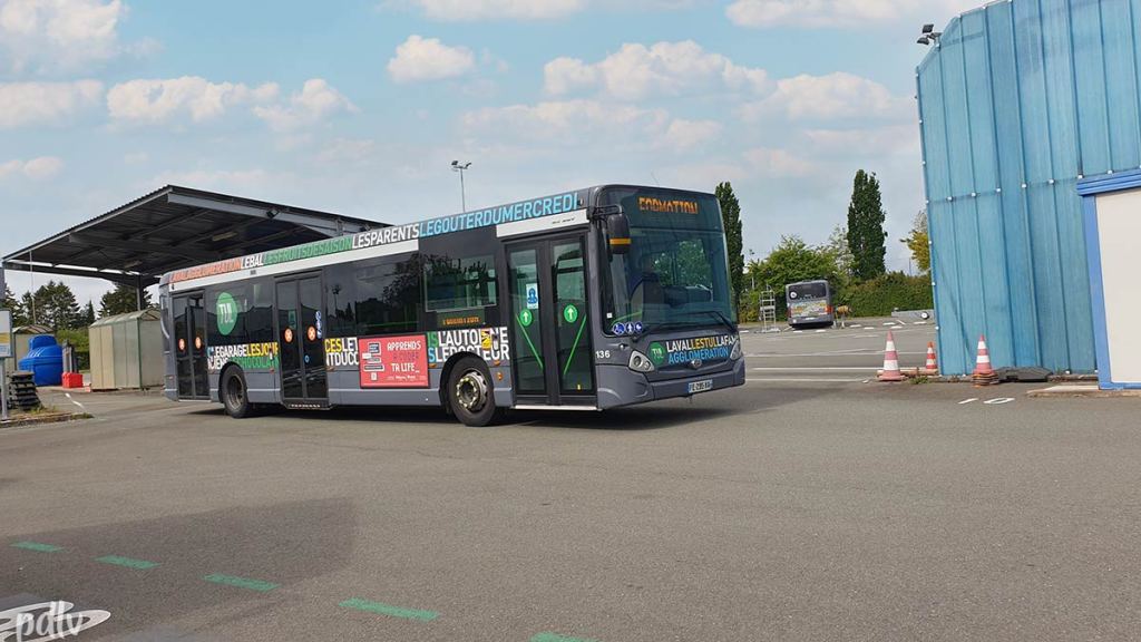 Heuliez GX 337 TUL LAVAL 136