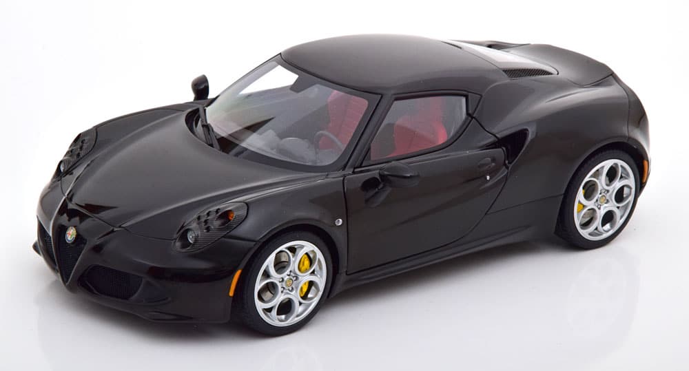 1/18 Alfa Romeo 4C AUTOart promotion