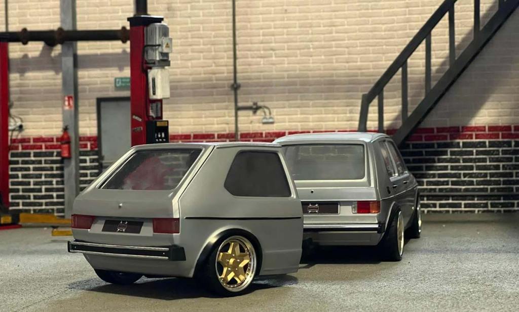1/18 : Garage Diorama a créé une remorque avec un arrière de Golf