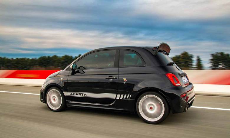 Fiche technique Abarth 695 EsseEsse 2021
