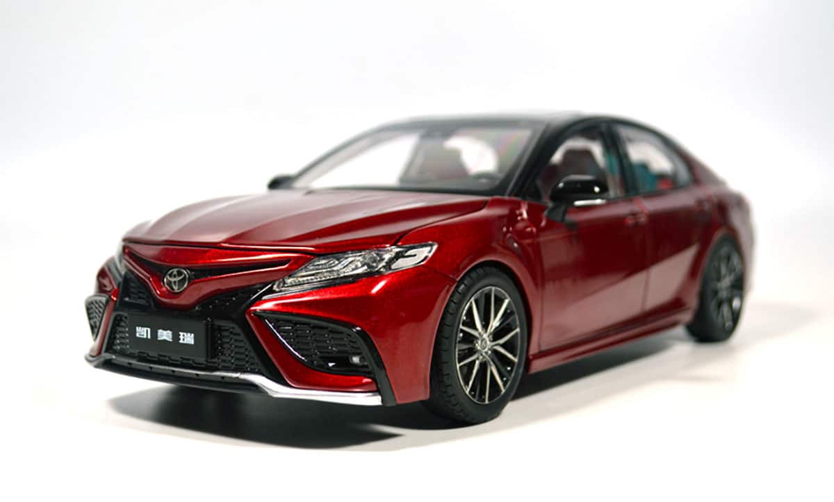 1/18 Toyota Camry 2021