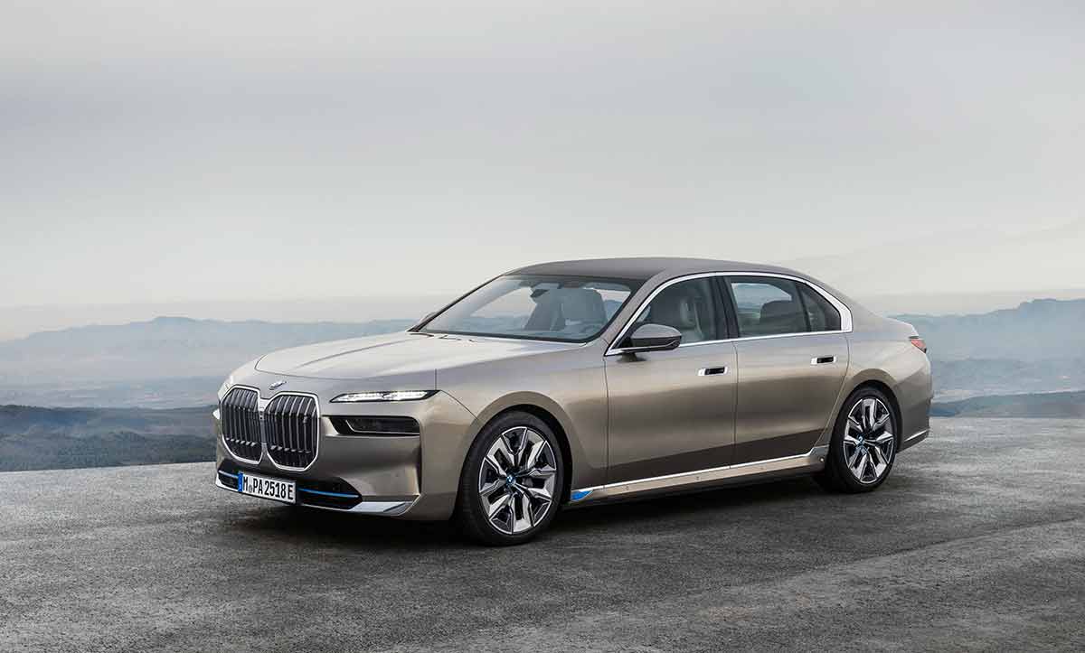 BMW i7 2023