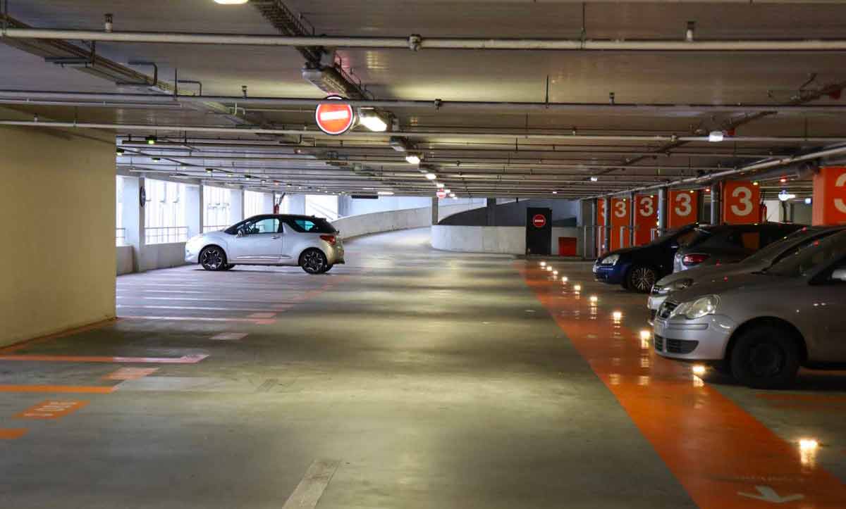 Stationnement parking aéroport