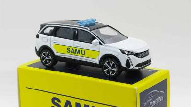 1/64 Peugeot 5008 Samu Les Petites Mininches
