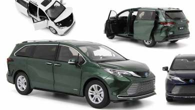 1/18 Toyota Sienna Paudi Model 2611