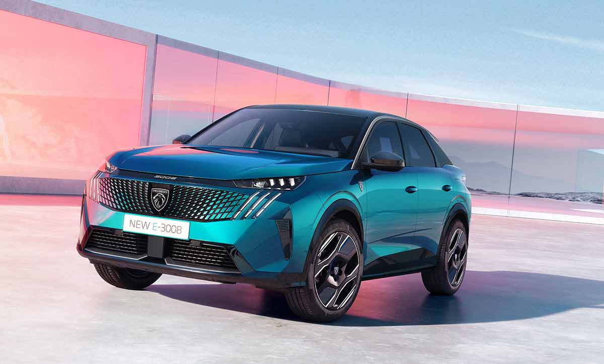 Peugeot E-3008