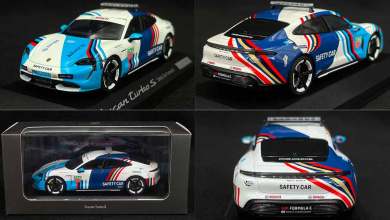 WAP0200370PTAC Porsche Taycan Turbo S Safety Car
