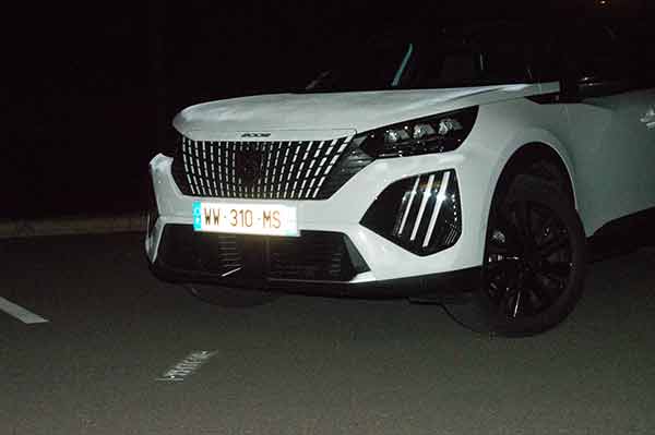 Radar plaque d'immatriculation en plexiglas avant laque coiffante