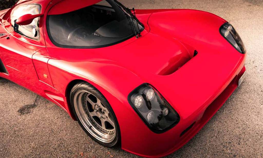 Face avant Ultima GTR