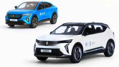 Renault Rafale et Scénic au 1/43 en décoration Roland Garros