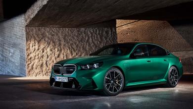 BMW M5 de nouvelle génération de couleur verte
