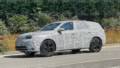 Opel Grandland 7 places prototype en livrée camouflage