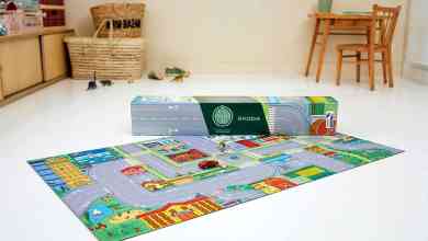 Tapis de sol de voiture créé par Skoda incluant des pistes cyclables