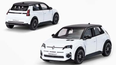 Renault 5 E-Tech Roland Garros à l'échelle 1/43