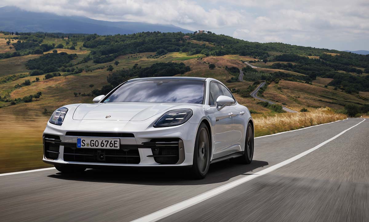 Porsche Panamera Turbo S E-Hybrid 2024