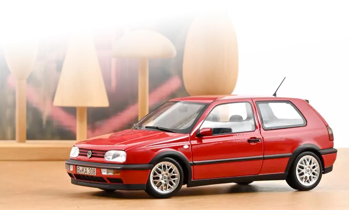Volkswagen Golf 3 GTI de Norev à l'échelle 1/18