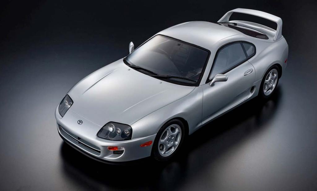 Kyosho sort la Toyota Supra Mk4 au 1/12