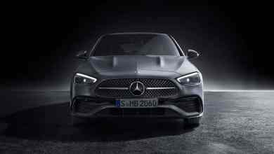 Mercedes Classe C grise vue de face