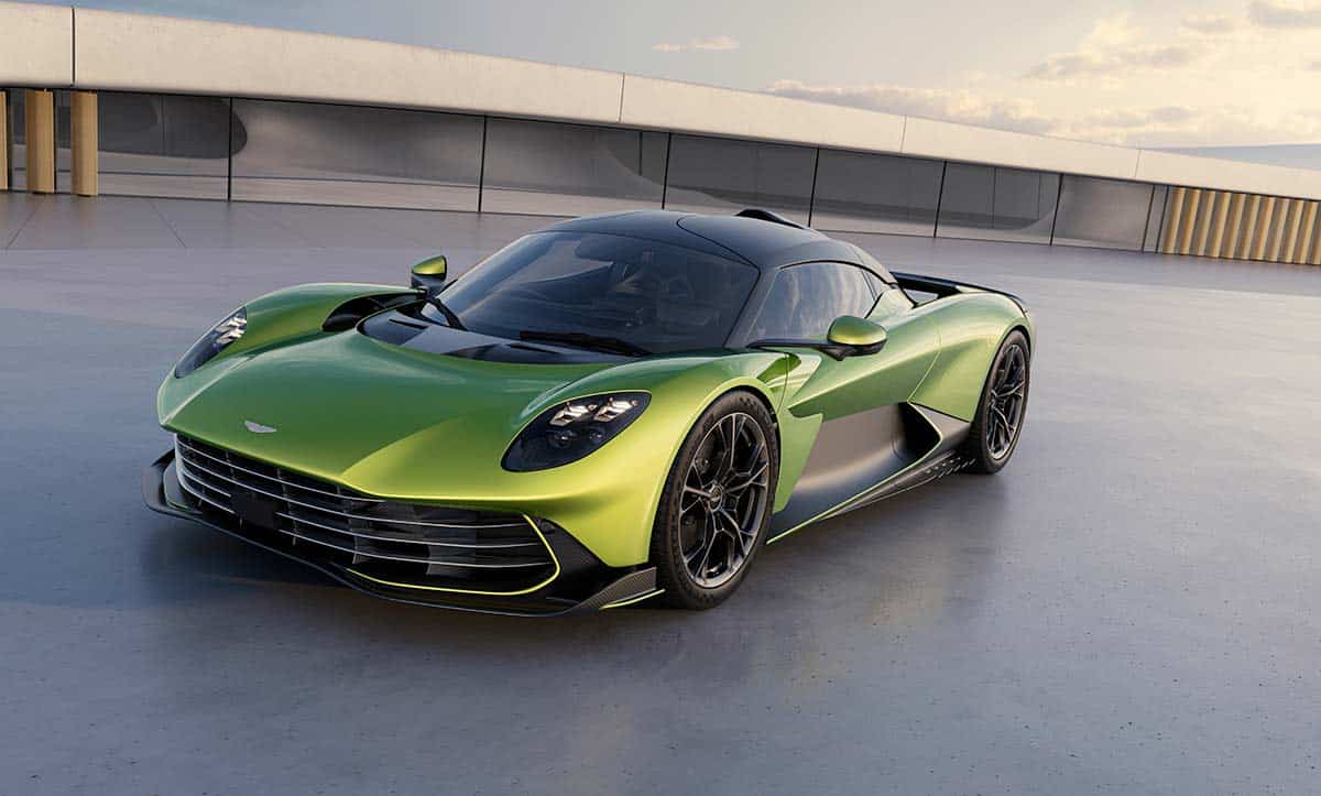 Aston Martin Valhalla 2025