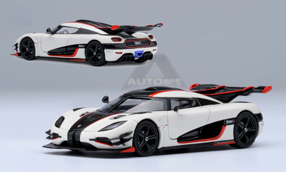 Koenigsegg One:1 miniature de couleur blanche à l'échelle 1/64