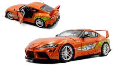 Toyota GR Supra à l'échelle 1/18 de Solido