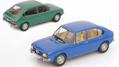 Alfa Romeo Alfasud de 1974 en bleu et en vert