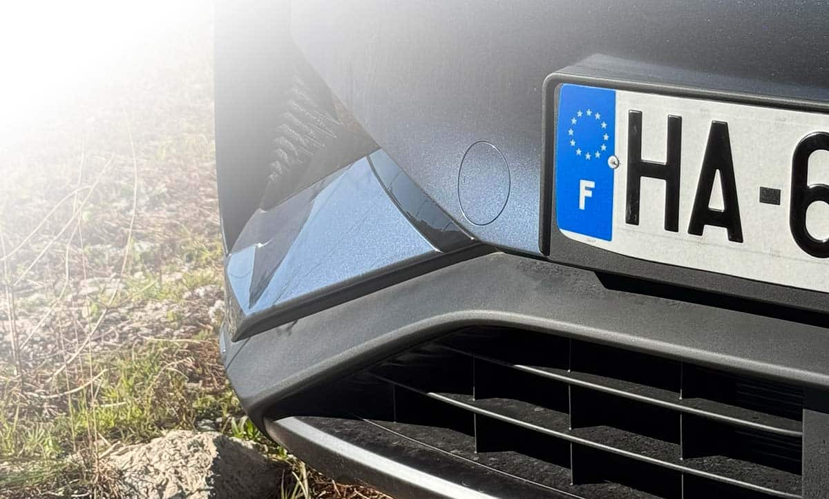 Plaque d'immatriculation en HA