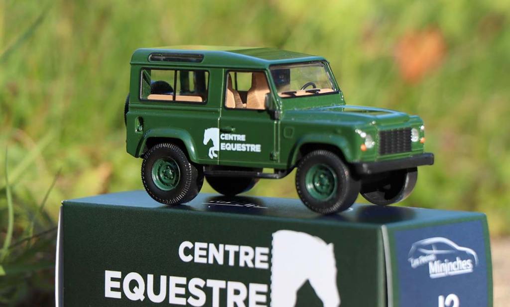 Les Petites Mininches sort un Defender de centre équestre au 1/43