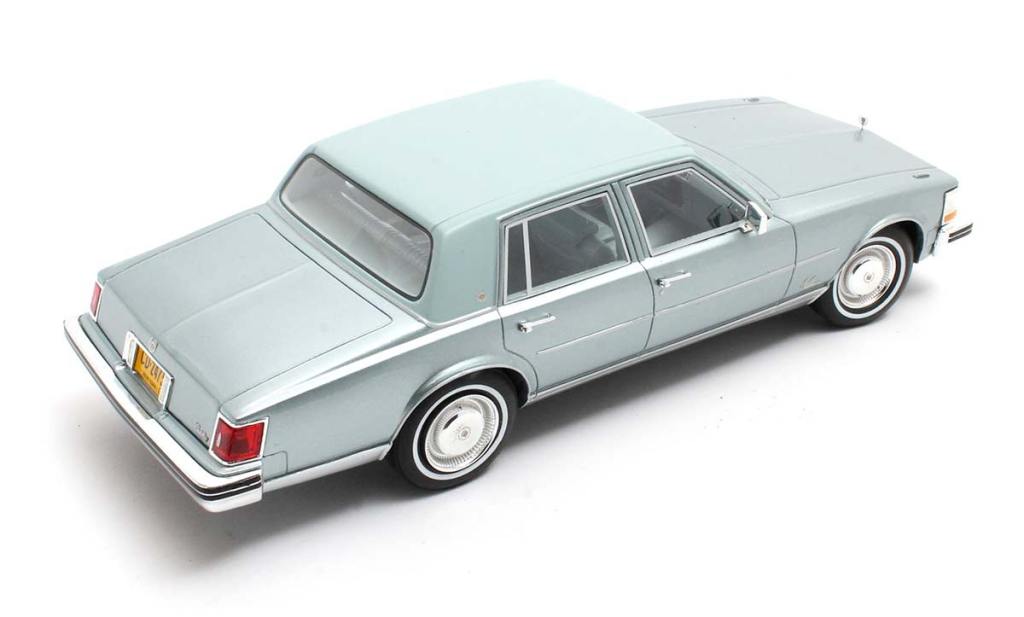 Miniature ANSON – Cadillac Seville STS – Bordeaux – Échelle 1:18 – Occasion Excellent état