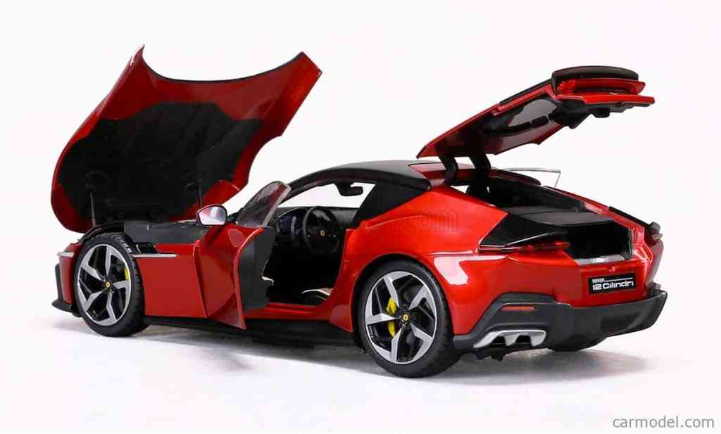 Ferrari 12Cilindri de Polistil à l'échelle 1/18