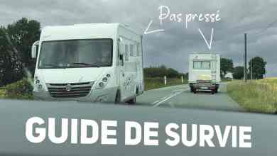 Plusieurs camping-cars sur la route