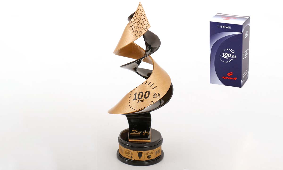 Trophée des 24 Heures du Mans à l'échelle 1/18
