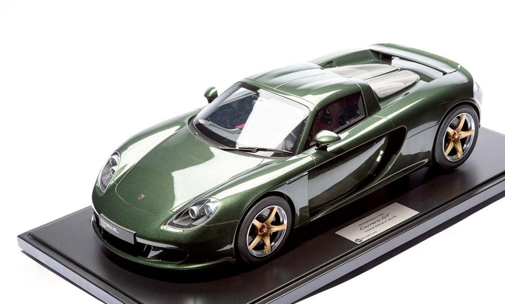HC Models sort la Porsche Carrera GT en Oak Green au 1/8