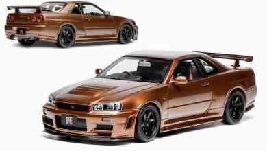 Nissan Skyline GT-R R34 de Motorhelix à l'échelle 1/18
